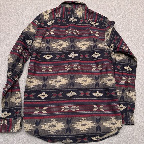American Eagle Button Down Shirt Mens M Classic Fit Aztec‎ Navajo Southwestern - Picture 8 of 9